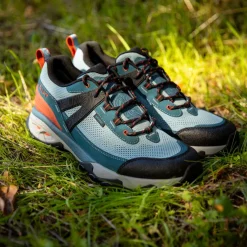 Ariat Men's Traverse Low Waterproof Hiking Shoe