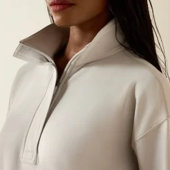 Ariat Women's Breeze Logo 1/2 Zip Sweatshirt