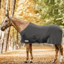 Waldhausen Economic Fleece Rug with Cross Surcingles