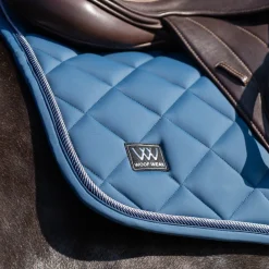 Woof Wear Vision Aura Close Contact Saddle Pad